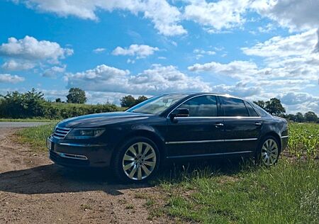 VW Phaeton Volkswagen 3.0 V6 TDI 4MOTION Tiptronic 5-Sitzer -