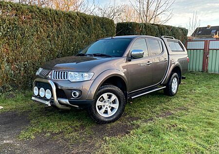 Mitsubishi L200 Intense Doppelkabine 4WD*Automatik*Hardtop*