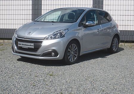 Peugeot 208 Style Navi, Klimaautomatik-2 Zonen