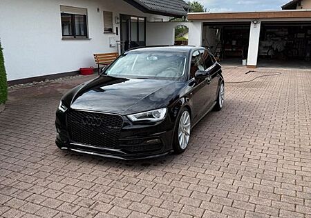 Audi A3 1.4 TFSI Sportback S line