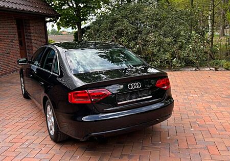 Audi A4 2.0 TFSI 132kW Attraction Attraction