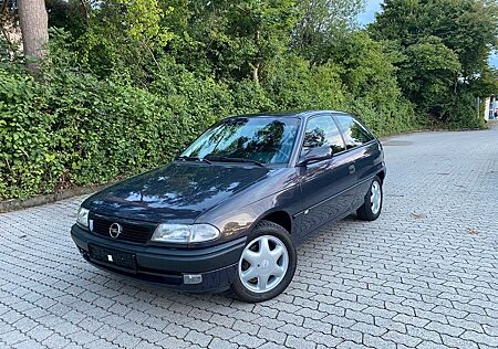 Opel Astra 1.6 AUTOMATIK, TÜV-NEU