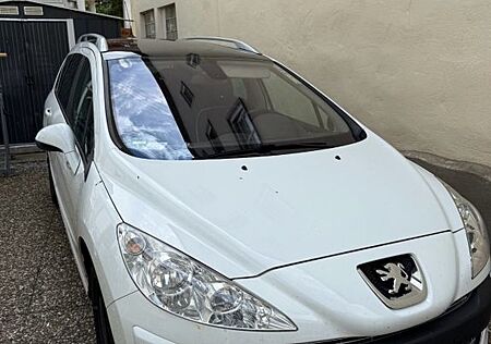 Peugeot 308 SW Business-Line Niveau 2 HDi FAP 140 Bu...