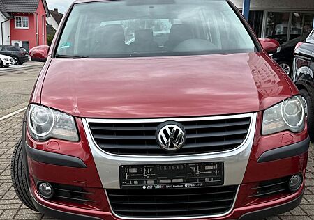 VW Touran Volkswagen CrossTouran