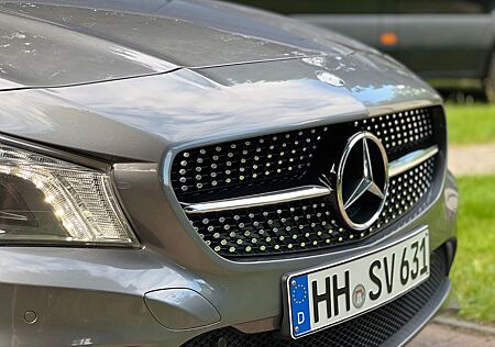 Mercedes-Benz CLA 180 Urban