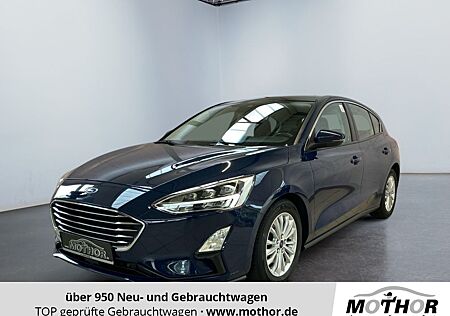 Ford Focus Titanium 1.5 EcoBoost At. ACC SpurH HUD LM