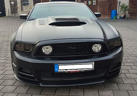 Ford Mustang GT 5.0 V8 Unikat in Satin Black