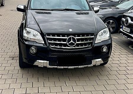 Mercedes-Benz ML 63 AMG 4MATIC AMG