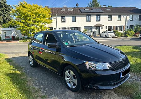 Skoda Fabia Active 1Hand Klima Alu Sitzheizung Tüv neu