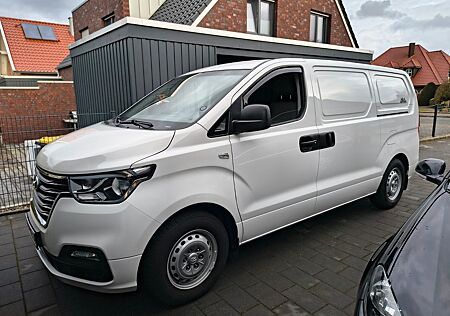 Hyundai H-1 2.5 CRDI Camper/Camping Euro6! AHK