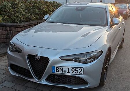 Alfa Romeo Giulia Super 2.2 Diesel 132 kW AT8 Super