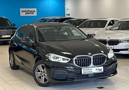 BMW 118i Aut/Navi/LenkrHeiz/LED/ParkAssist/Tempomat