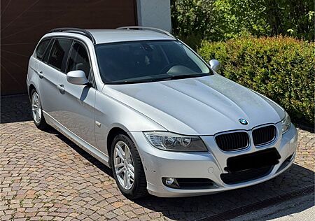 BMW 318d Touring - HU01/2026