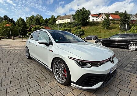 VW Golf Volkswagen 8 GTI Clubsport / KW V3 / MOTEC