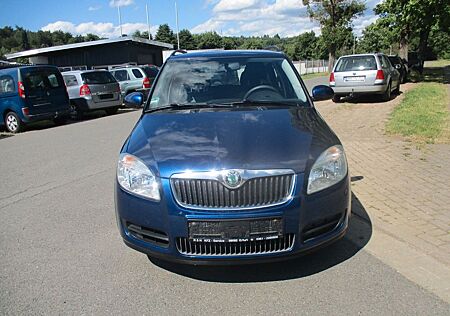 Skoda Fabia Combi 1.6 Style Edition/AHK+Klimatronik+8f