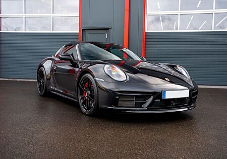 Porsche 992 911 Targa 4 GTS *Lift*Carbon*LED*Burmester*