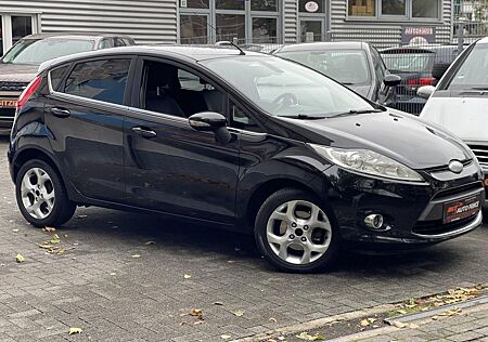 Ford Fiesta Titanium 1.25+ KLIMAAUTO+ TÜV NEU+ SHZ+ E