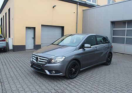 Mercedes-Benz B 180 BE Klima*Navi*Sitzkomfortpaket*Sitzhzg*