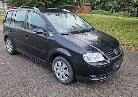 VW Touran Volkswagen 2.0 TDI Trendline