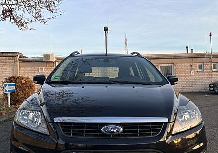 Ford Focus 1,6 Turnier-KOMBI, MK2, Benziner 1,6 Liter