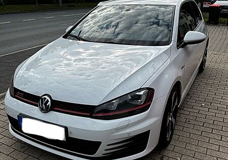 VW Golf Volkswagen 2.0 TSI BMT GTI Performance GTI Performance