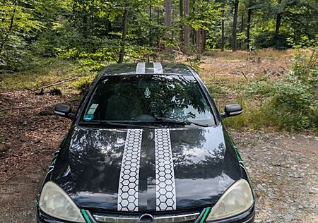 Opel Corsa 1.2 -
