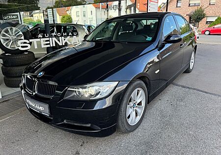 BMW 318i E90 Lim. * Xenon * PDC * TÜV 01.2026