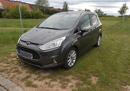 Ford B-Max 1,0 EcoBoost 92kW S/S Titanium Titanium