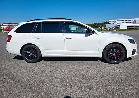 Skoda Octavia 2.0 TDI Green tec DSG RS Combi RS