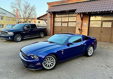 Ford Mustang PREMIUM"LEDER"TIEF"XENON"GARANTIE"SERVICE NEU"