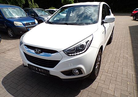 Hyundai ix35 FIFA World Cup Edition 2WD, AHK