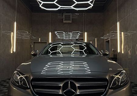 Mercedes-Benz E 200 E Limousine d