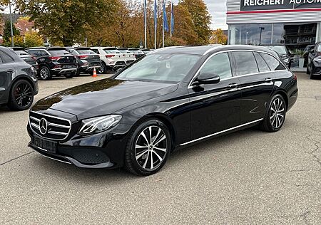 Mercedes-Benz E 200 E 200D Avantgarde #AHK #Memory #Keyless