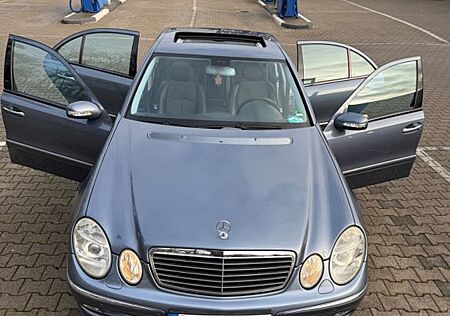 Mercedes-Benz E 200 KOMPRESSOR AVANTGARDE Avantgarde