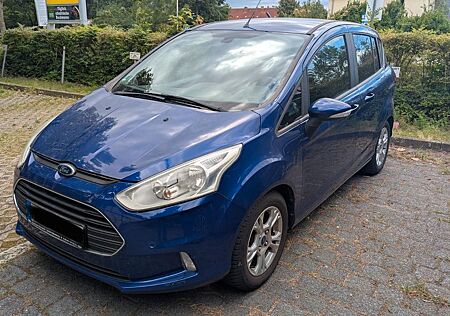 Ford B-Max 1,0 EcoBoost 74kW S/S Titanium Titanium