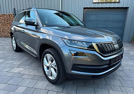 Skoda Kodiaq Soleil 4x4 AHK STH Leder ACC Columbus