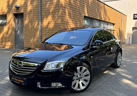 Opel Insignia A Lim. Sport 4x4/XENON/LEDER/KUPPLUNG-N