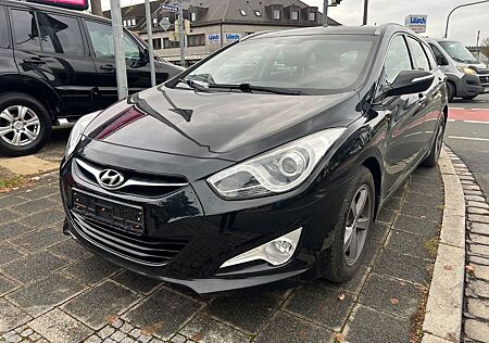 Hyundai i40 cw FIFA World Cup Edition*Klimaautomatik*