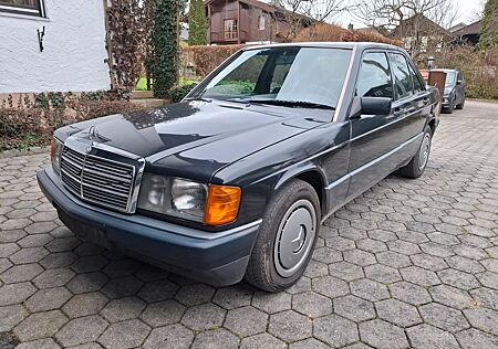 Mercedes-Benz 190