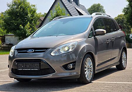 Ford Grand C-Max Titanium 2.0 140ps