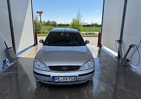 Ford Mondeo 1.8 81 kW Ambiente Ambiente