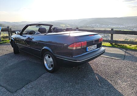 Saab 900 2.3i SE Cabrio SE