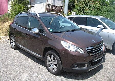 Peugeot 2008 Allure 1,6 Klima,Navi,PDC,,AHK,,Alu,,1-Ha!