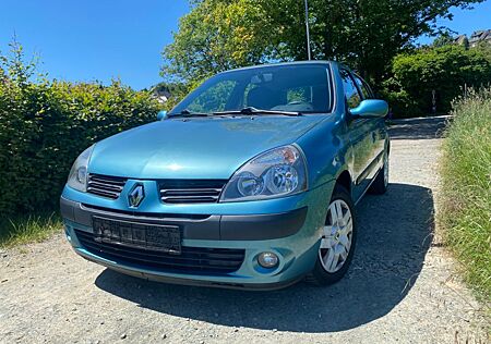 Renault Clio Dynamique 1.2 16V Dynamique