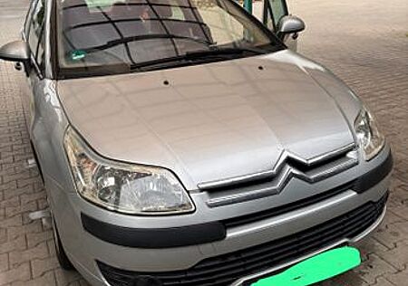 Citroën C4 2.0 16V Style Style