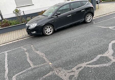 Lancia Delta 1.4 T-Jet 16v 88kW Argento Argento