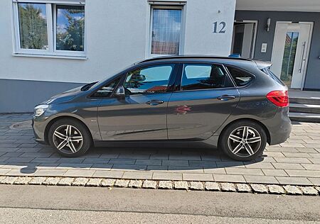 BMW 2er 220 Active Tourer 220i Sport Line Sport Line
