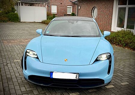 Porsche Taycan 4S