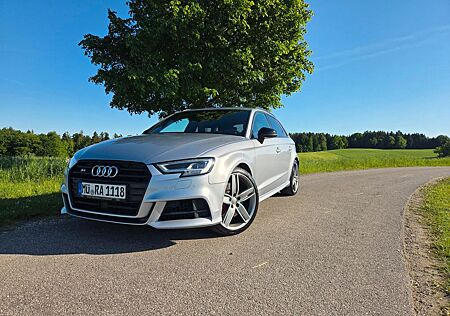 Audi S3 TFSI S tronic quattro Sportback - Matrix LED