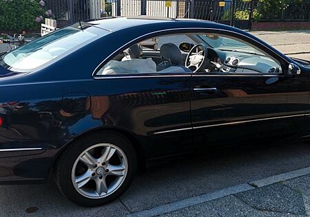 Mercedes-Benz CLK 320 AUTOMATIK TÜV03.27Xenon NAVI RENTNER Wgn